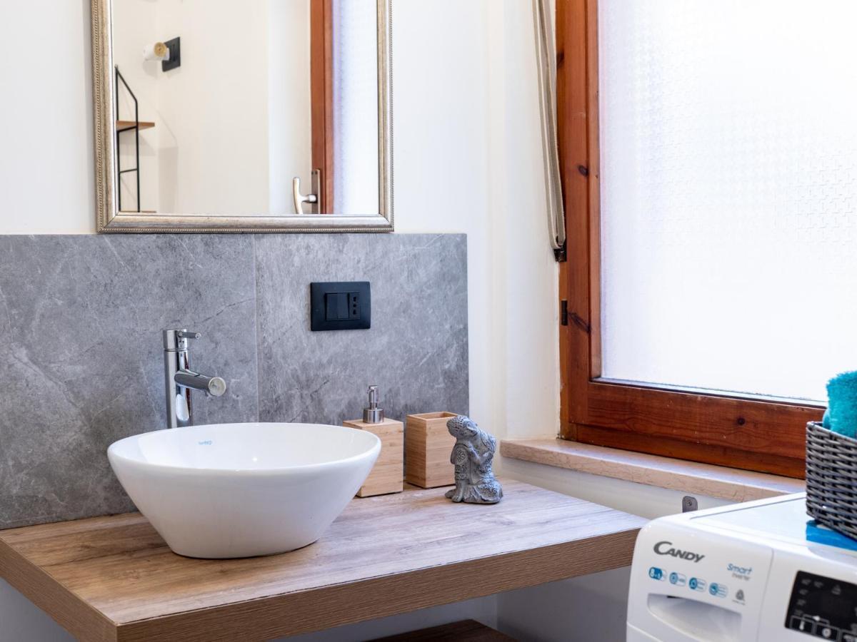 Little Diamond - City Centre Apartment Cagliari Exterior foto